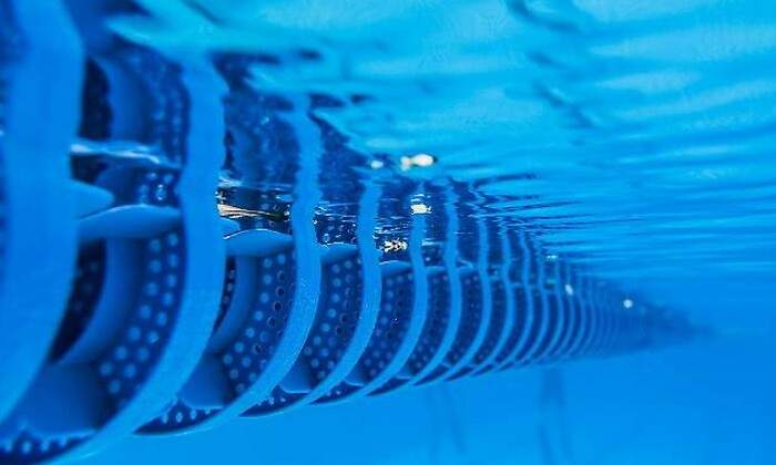 agua-piscina-fluidra.jpg