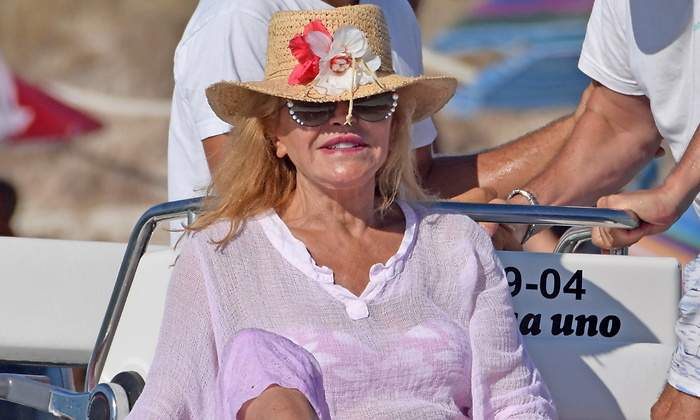 tita-thyssen-verano1200.jpg