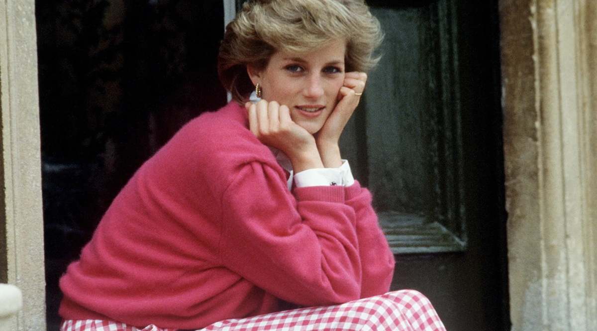Lady Di murió hace 28 años: "A las 00:23 horas del 31 de agosto de 1997, Paul perdió el control del automóvil en la entrada este en el túnel..."