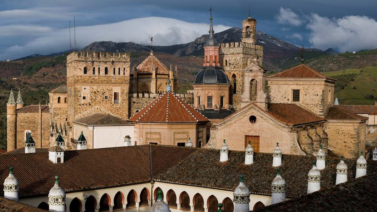 La CNN saca una guía de España que llama a los turistas a acudir a estas regiones no masificados:  Aquí sois bienvenidos 
