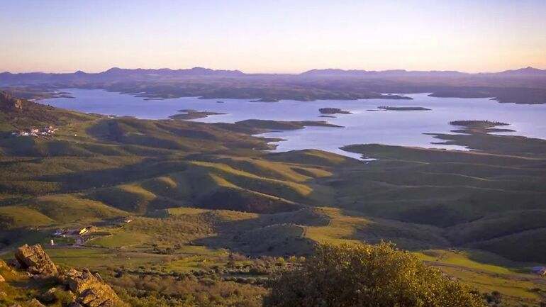 Embalse La Serena