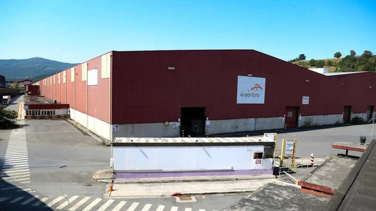 ArcelorMittal prorroga el periodo de consultas del ERE por la  falta de avances  en las negociaciones