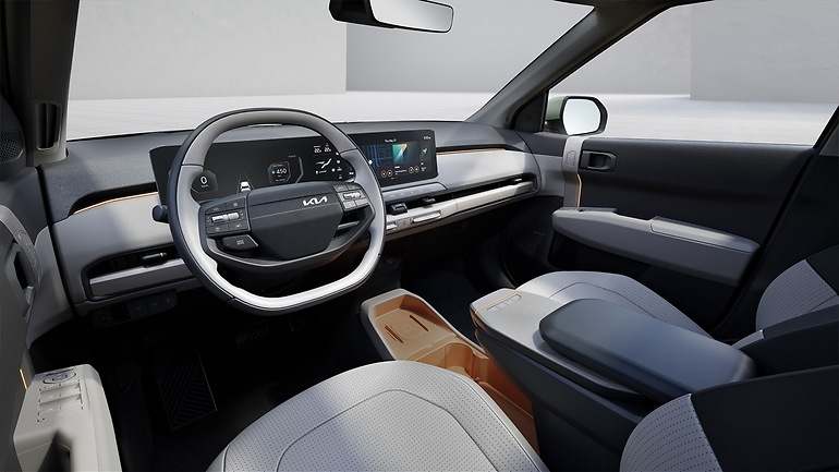 La pantalla flotante del Kia EV3 es exactamente la misma que emplea el Kia EV9
