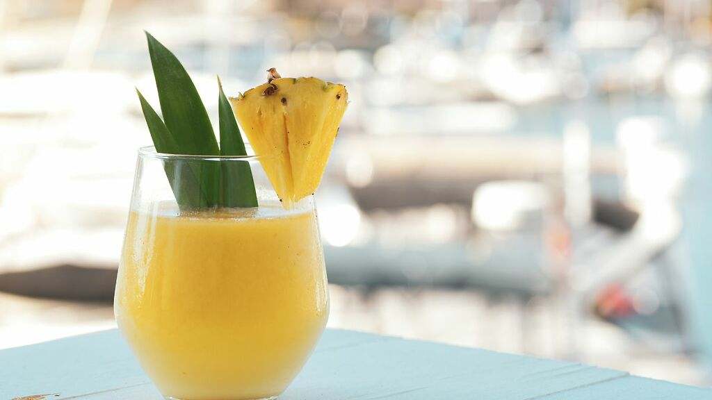 Zumo de piña