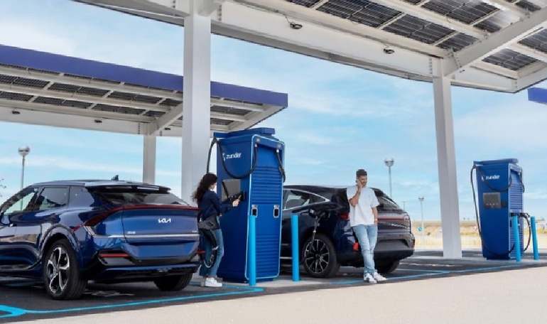 Zunder también cuenta con red en Portugal y Francia, y su plataforma de software la usan 580 cargadores de terceros