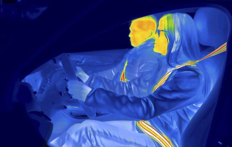 Uno de los últimos elementos ofertados por ZF: los cinturones calefactados para emplear menos calefacción en los eléctricos