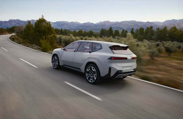 El primero en llegar será una carrocería con inspiración en el coche-concepto Neue Klasse Vision X.