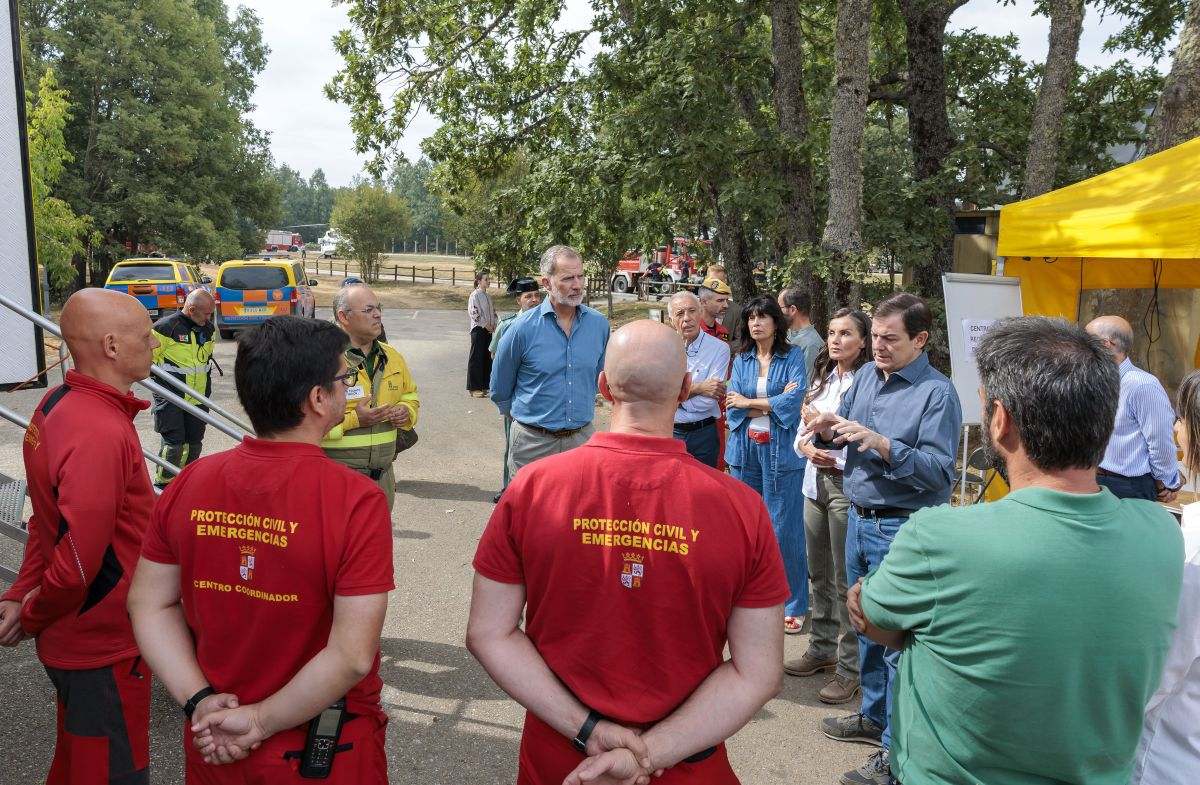 Castilla y León contabiliza 117 términos municipales afectados por incendios y 204 localidades evacuadas