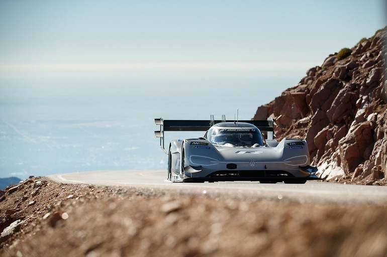 Con un coche específico, el ID.R, VW consiguió marcar un tiempo estratosférico en 2018