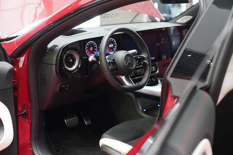 Un interior moderno, sin perder la sensación Mercedes interior