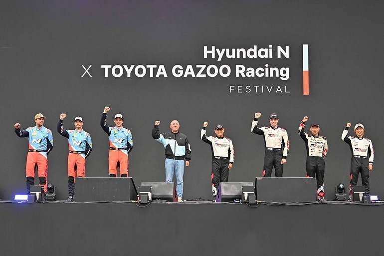 Los pilotos oficiales de Hyundai y Toyota se reunieron para un festival que ponía en valor la implicación de ambas marcas en el automóvil y en la competición