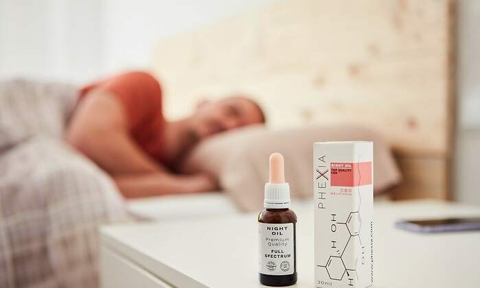 Combate-el-insomnio-con-los-aceites-de-CBD-de-Phexia.jpg