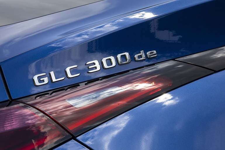 Sí, hay Diesel-eléctricos, con autonomías eléctricas por encima de 100 km