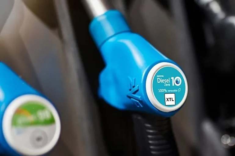 El combustible diésel renovable llevaba años en pruebas (https://www.eleconomista.es/energia/noticias/11279596/06/21/Repsol-se-alia-con-Alsa-para-probar-los-biocombustibles-de-cero-emisiones-en-Bilbao.html) y ya existe en gran número de gasolineras