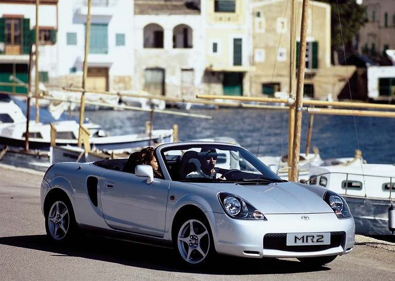 La última generación del Toyota con motor central MR2, discontinuado hace ahora 20 años