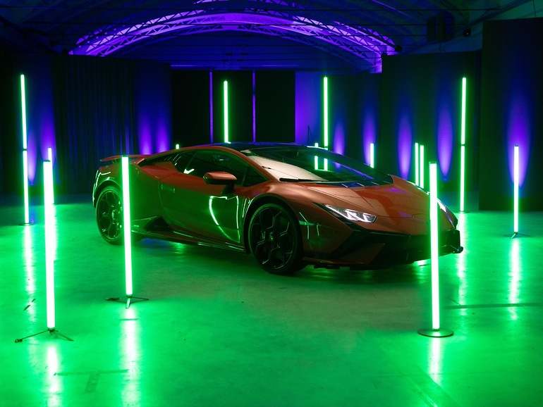 Desde junio de 2024 se podrán hacer visitas guiadas al museo Lamborghini dirigidas a personas con discapacidad visual