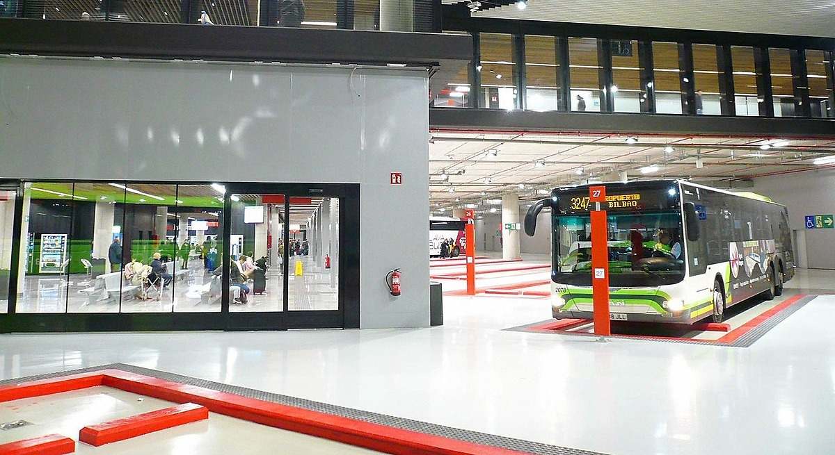Transportes saca a concurso la concesión de autobús entre Bilbao y Castro Urdiales
