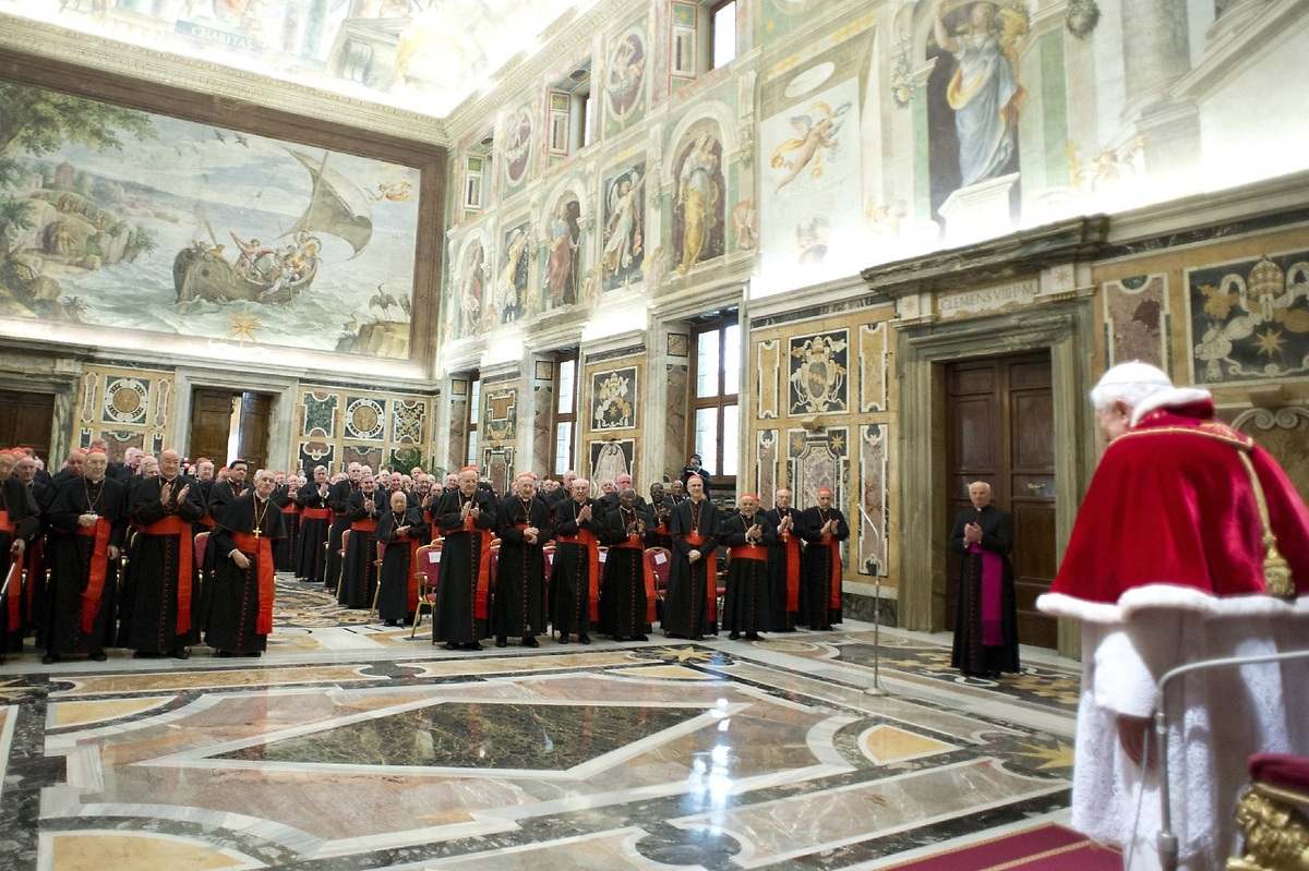El Papa se dirigió a los cardenales