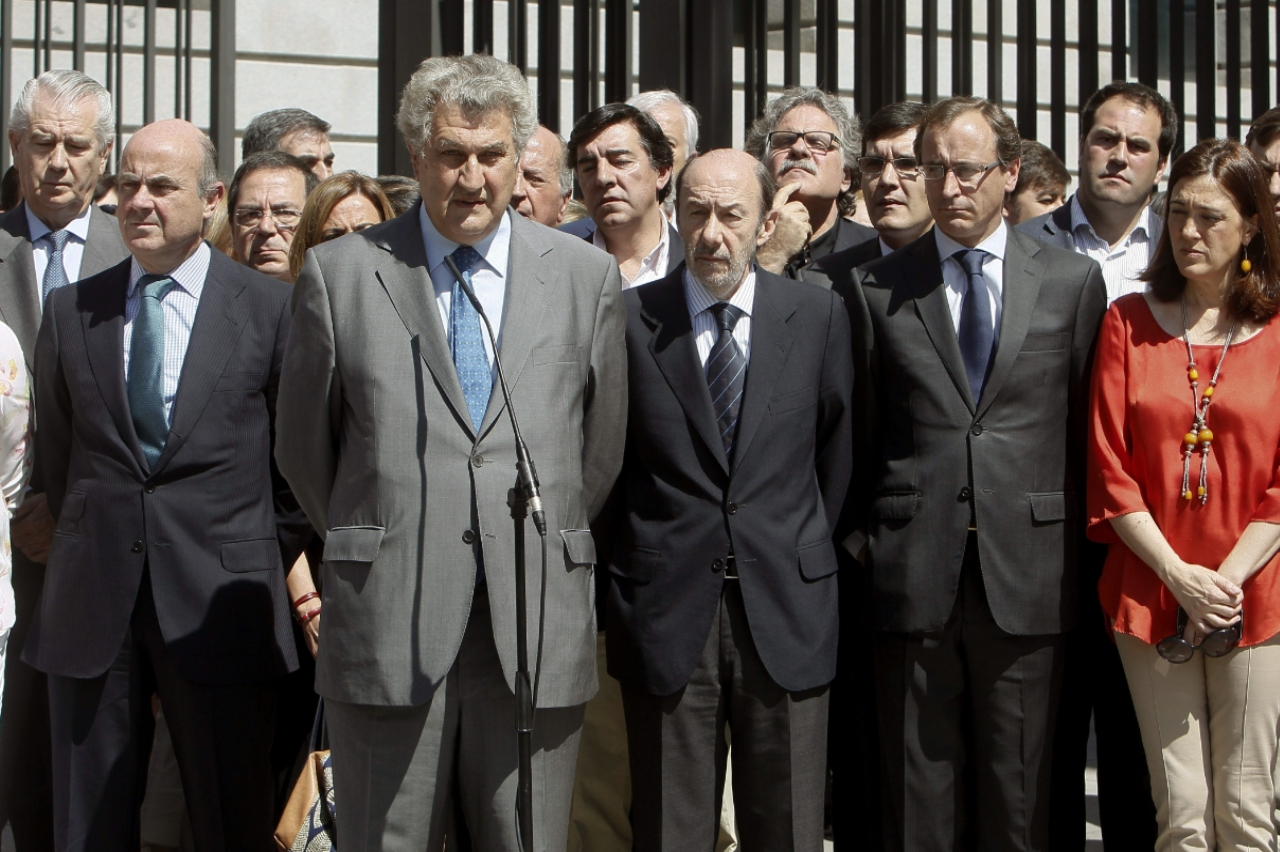 El Congreso homenajea a las víctimas