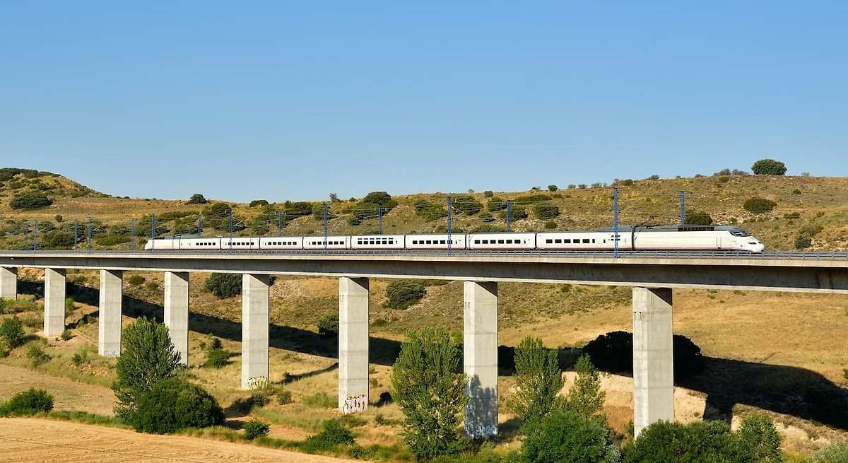 Renfe vuelve a romper su récord diario de pasajeros en trenes de alta velocidad