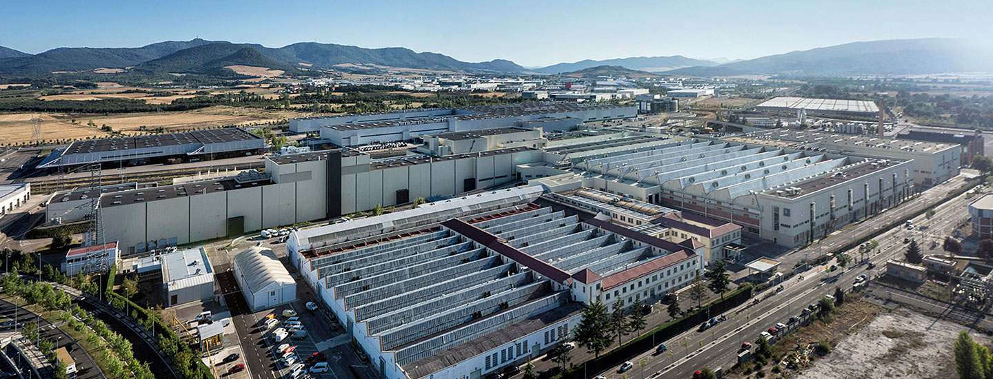 La factoría de Mercedes de Vitoria recibirá 5,9 de los 41 millones del Perte de Industria al vehículo eléctrico