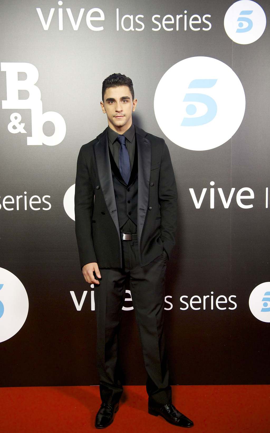 César Mateo en la premiere de la serie 'B&B'