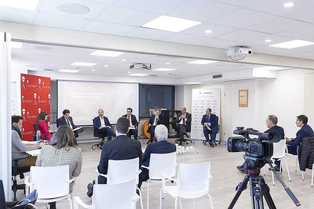 OBSERVATORIO PRESENCIAL Tendencias financieras del sector bancario.