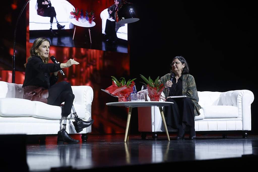 Entrevista inspiracional entre Susana Marcos, CEO de Peoplematters y Sara Andrés, conferenciante, profesora y atleta paralímpica