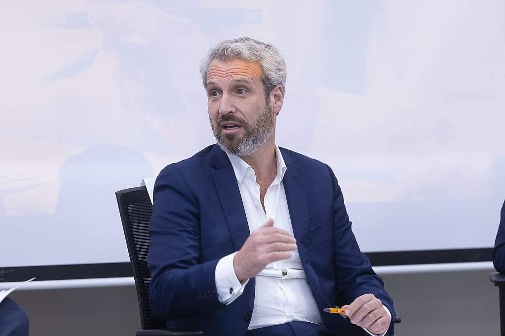- Alberto de Francisco CFO Abanca.