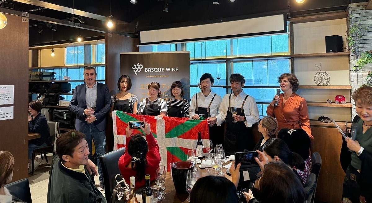 Las bodegas vascos aspiran a conquistar el paladar de Japón, su principal cliente en Asia