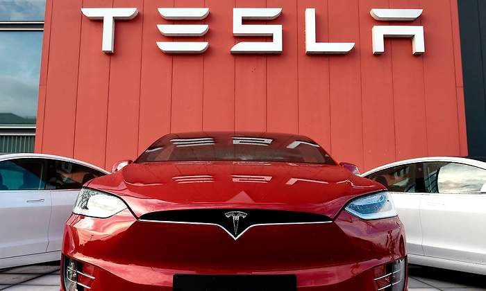 tesla.jpg