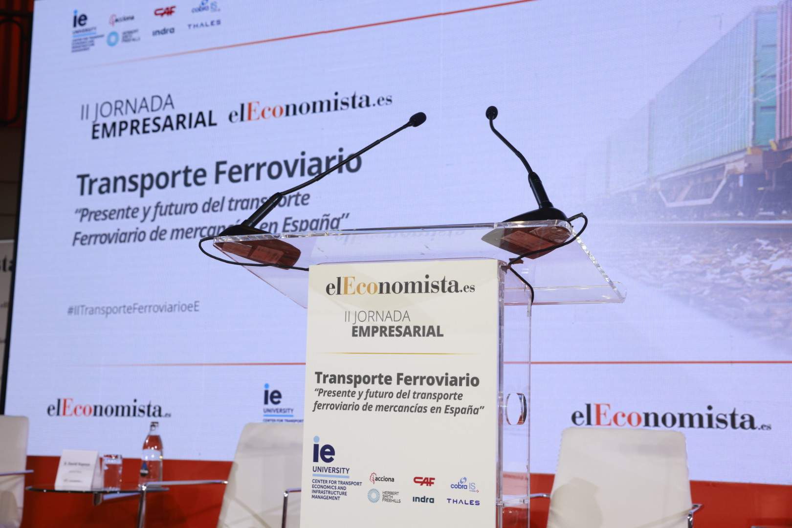 Transporte Ferroviario: "Presente y futuro del transporte ferroviario en España"