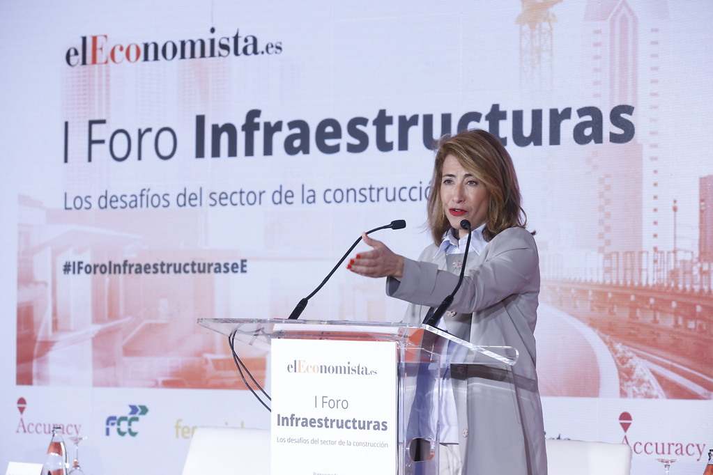Apertura institucional por parte de D.ª Raquel Sánchez, ministra de Transportes, Movilidad y Agenda Urbana.