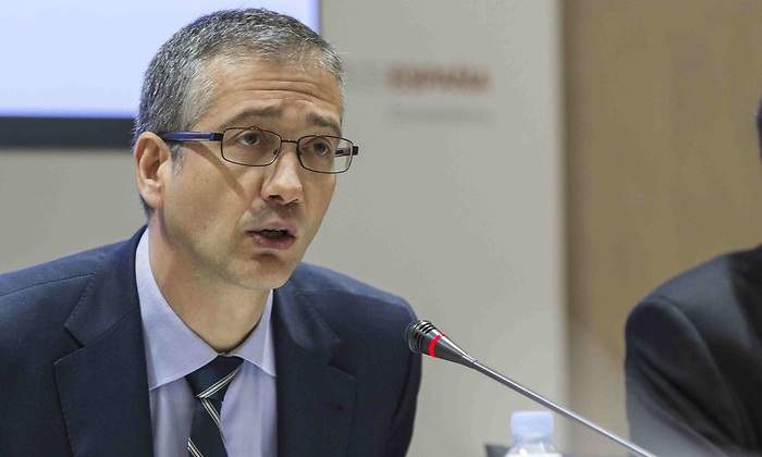 hernandez-cos-hablando.jpg