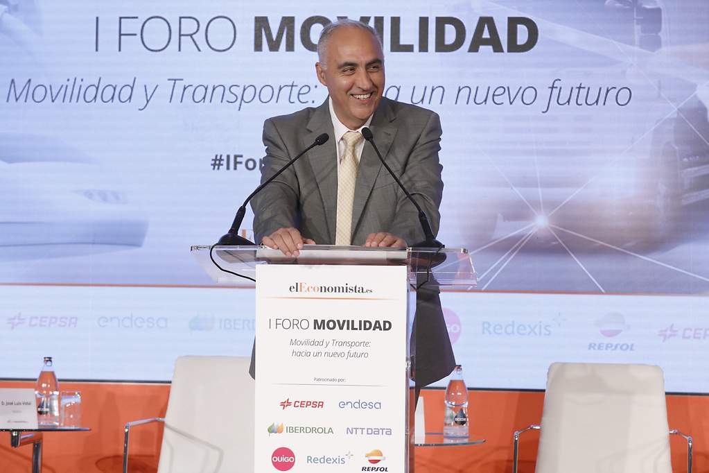 Presentación de la jornada por parte de D. Amador G. Ayora, director de elEconomista