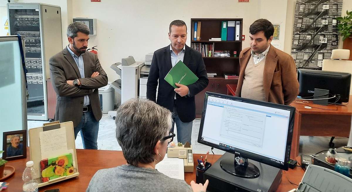 Vox plantea que los jefes de servicio y sección del SES puedan compatibilizar su labor en la sanidad pública y privada