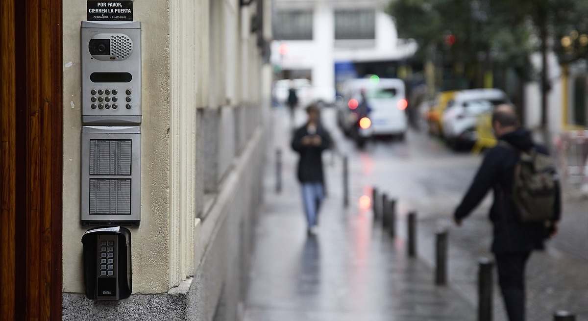 Booking.com elimina más de 4.000 anuncios de pisos turísticos ilegales por orden de Consumo