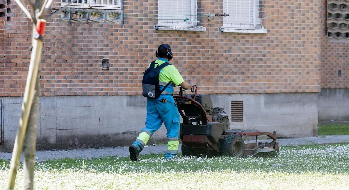 El paro baja en 2.034 personas en mayo en Extremadura hasta los 68.635 desempleados