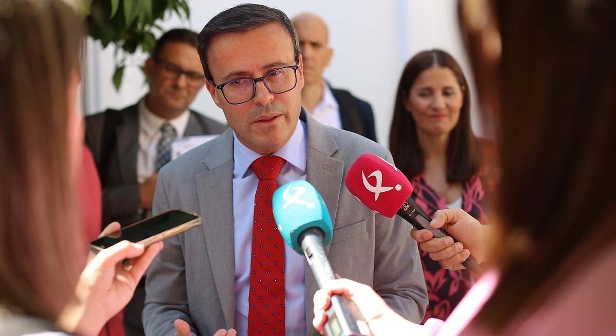 El TSJEx declara su  falta de competencia objetiva  sobre la causa de Gallardo en la contratación del hermano de Pedro Sánchez y la devuelve al Juzgado de Badajoz