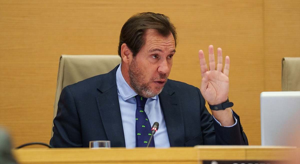 Puente anticipa otros dos años de incidencias ferroviarias y avanza la compra de nuevos AVE