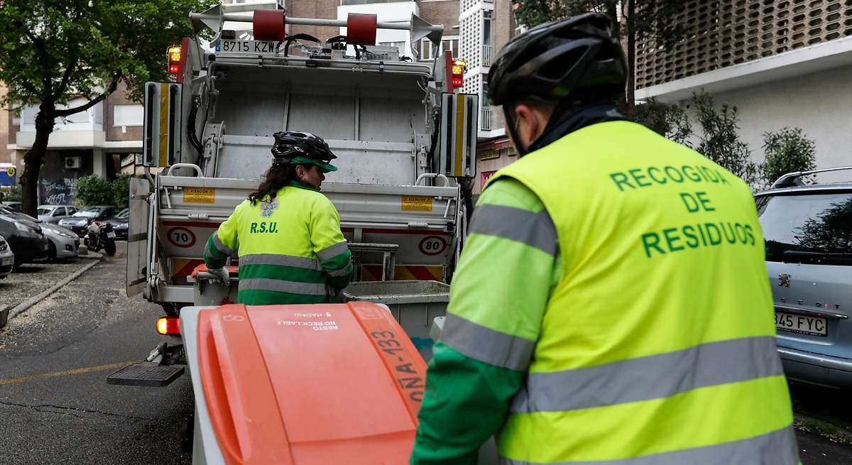 Vulnerable people will not pay the garbage rate in Madrid