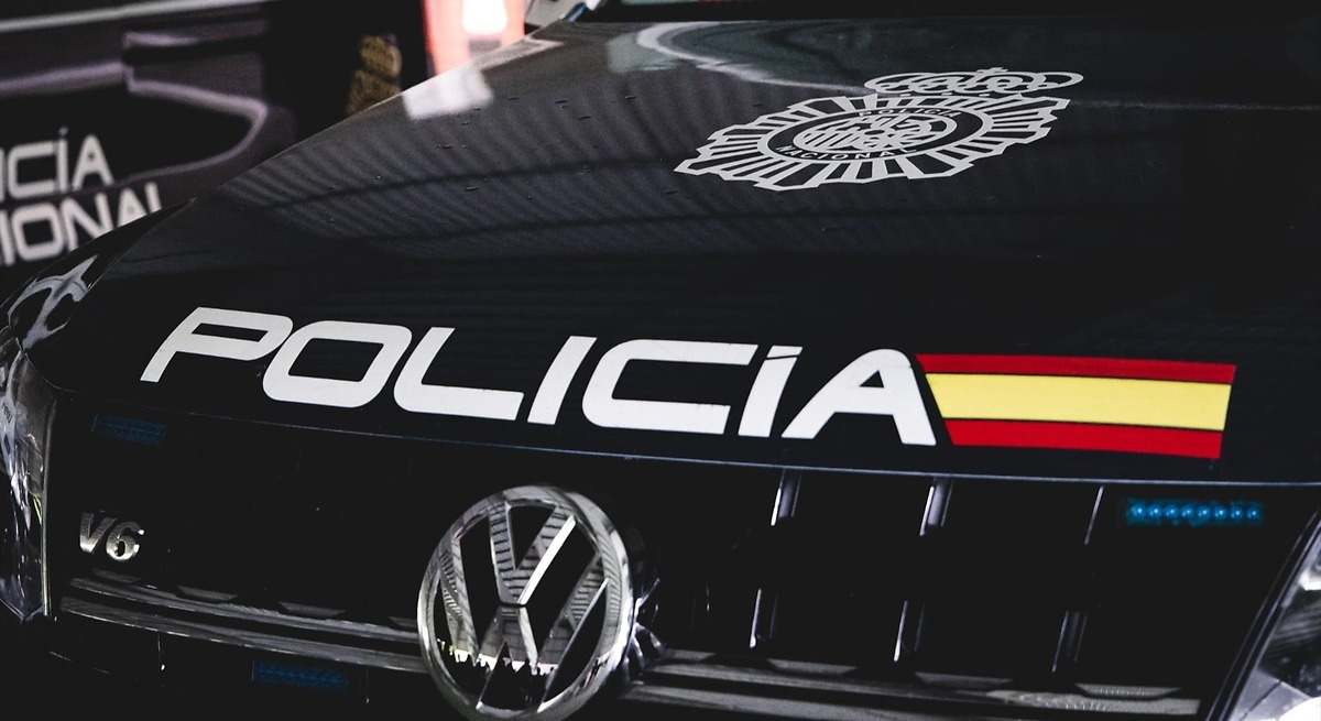 Al caer, un hombre de 67 años en Plasencia recibió un disparo en la cabeza