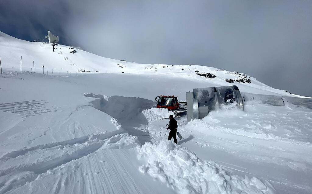 Sierra Nevada inaccesible por la borrasca