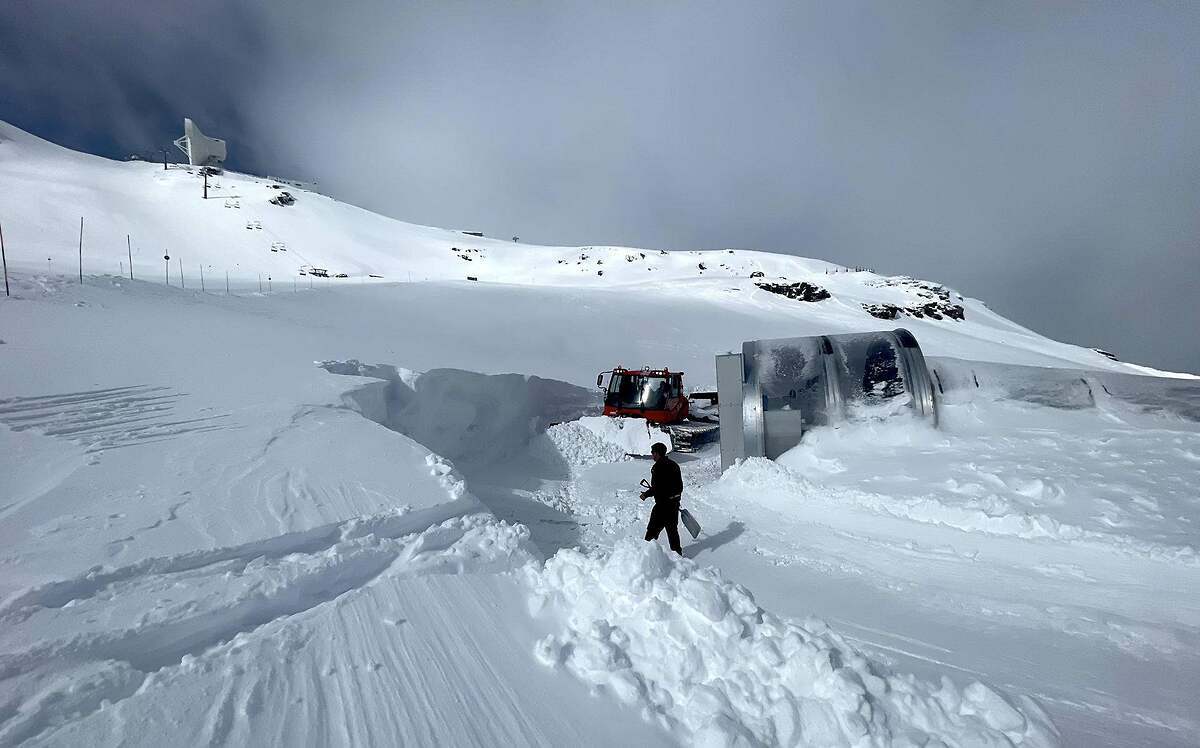 Sierra Nevada inaccesible por la borrasca