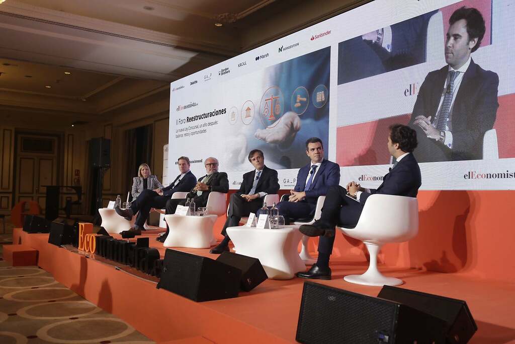 Mesa de debate IV