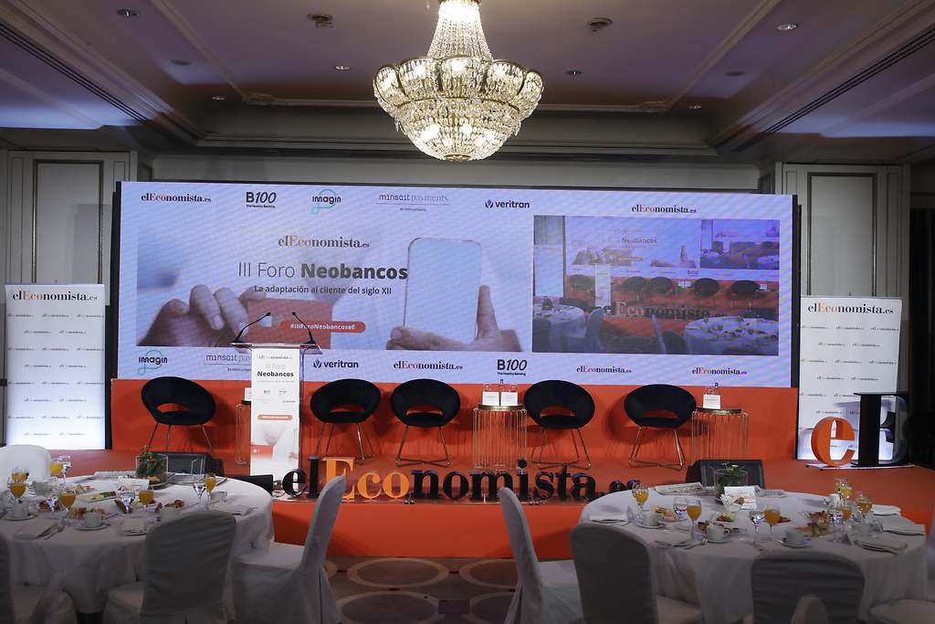 III Foro Neobancos: "La adaptación al cliente del siglo XXI"
