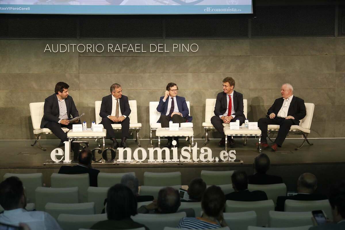 Mesa de debate II: Economía y regulación de la movilidad y sus infraestructuras