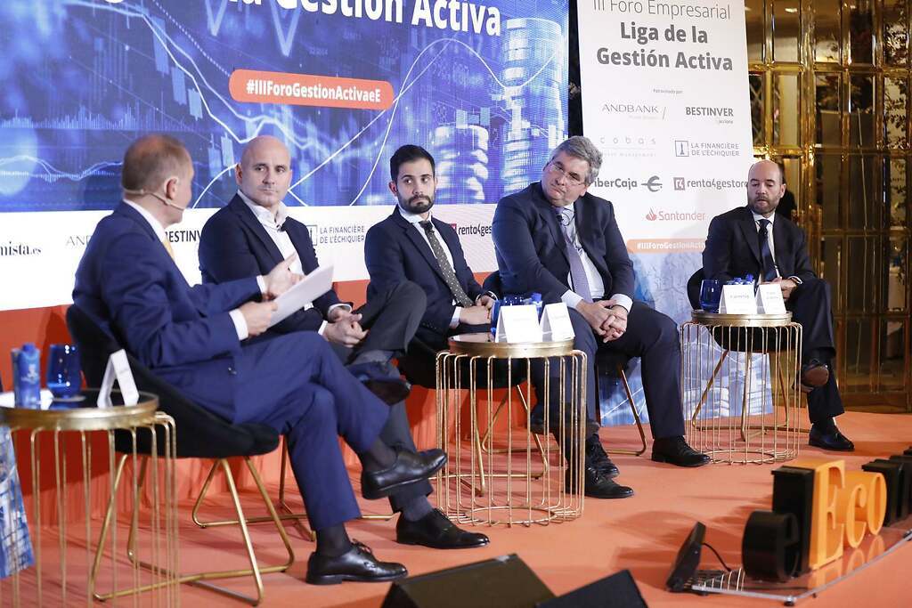 Mesa de debate IV