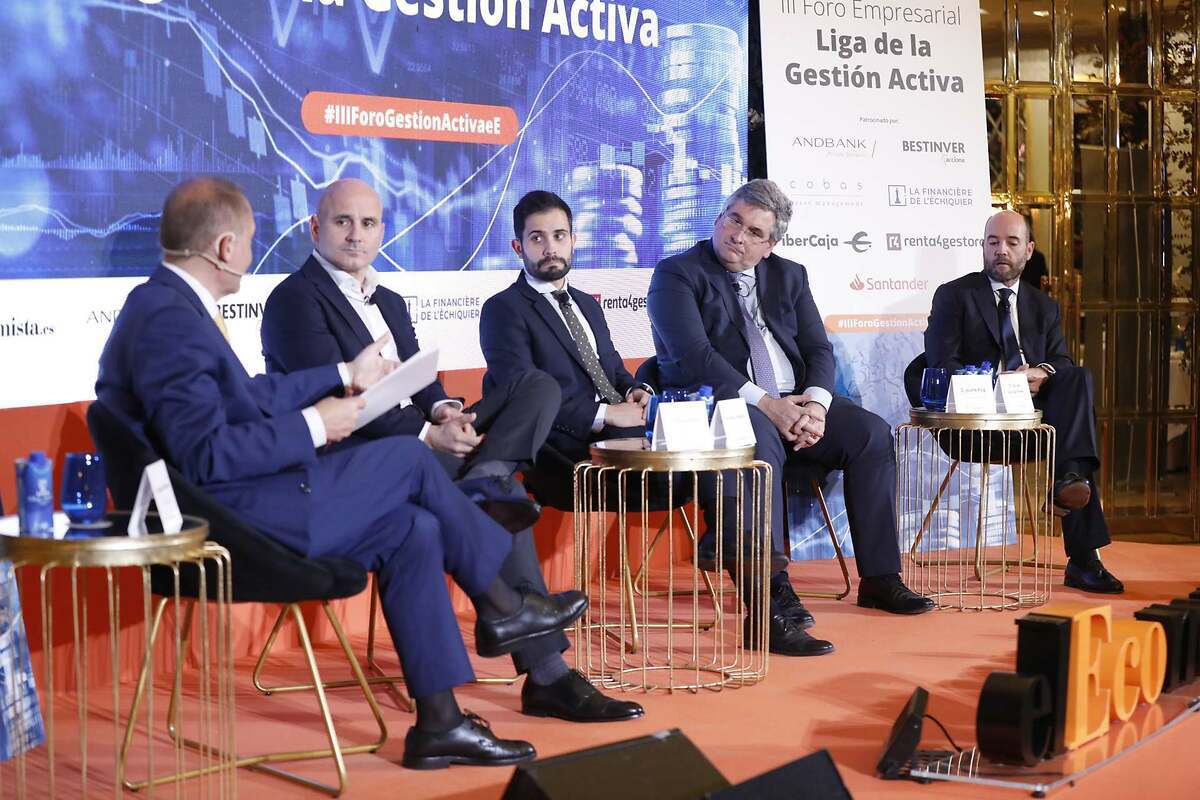 Mesa de debate IV