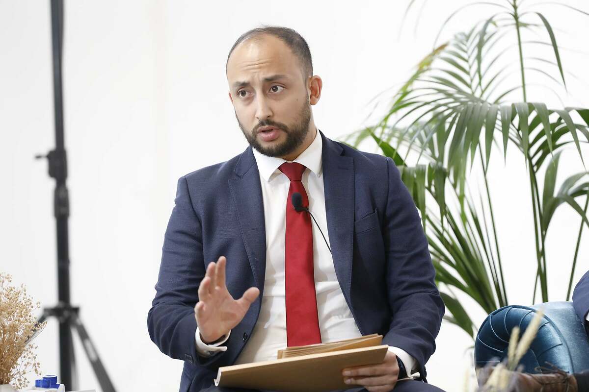 Giancarlo Mori Campos, funcionario del área económico-comercial de la Embajada del Perú.